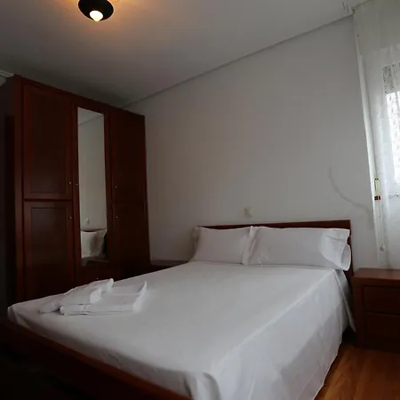 Amplio Piso En Zona Ris Apartment Noja